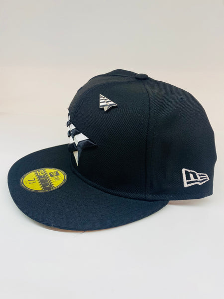 PAPER PLANES FITTED ORIGINAL - BLK W/ GREEN UNDERVISOR
